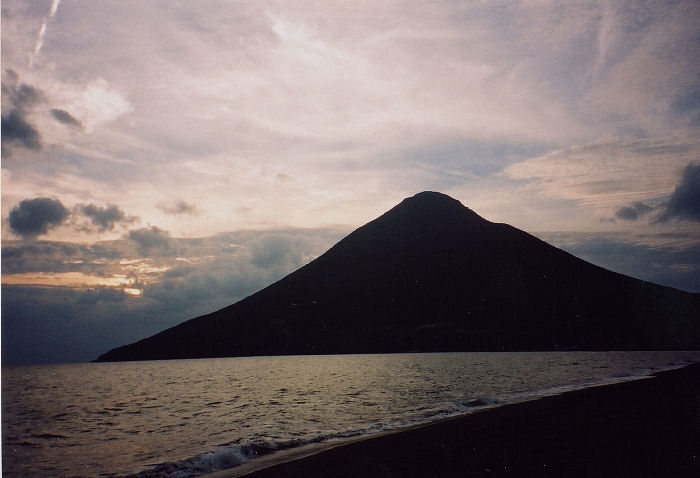 開聞岳(東面) Highslide JS